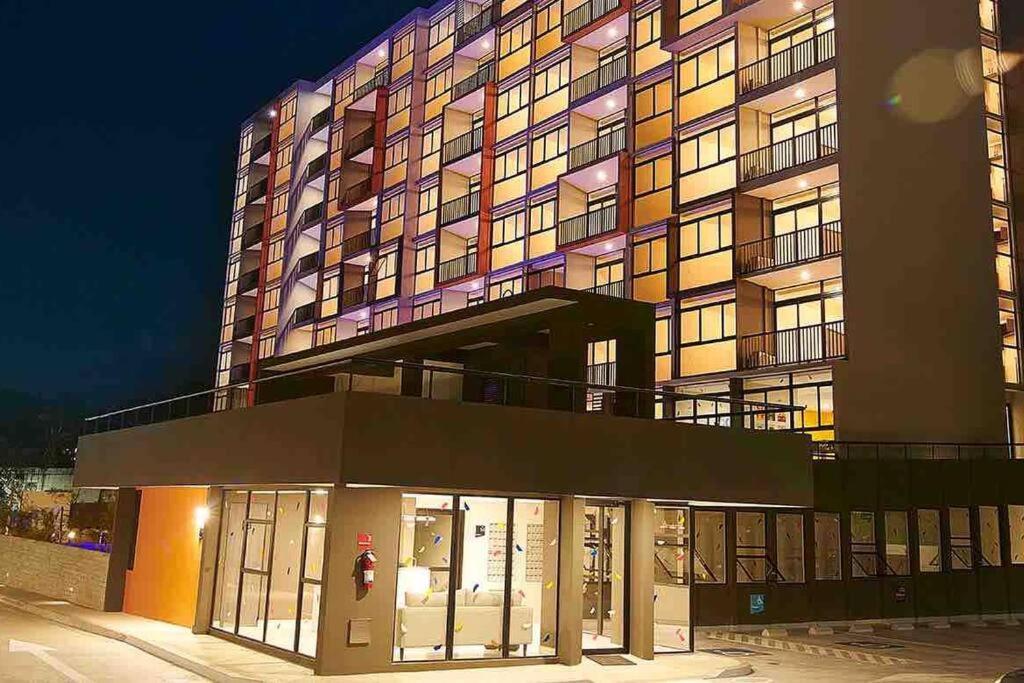 Avitat Joy City &Volcano View 2Brm Pool &Gym San Salvador Luaran gambar